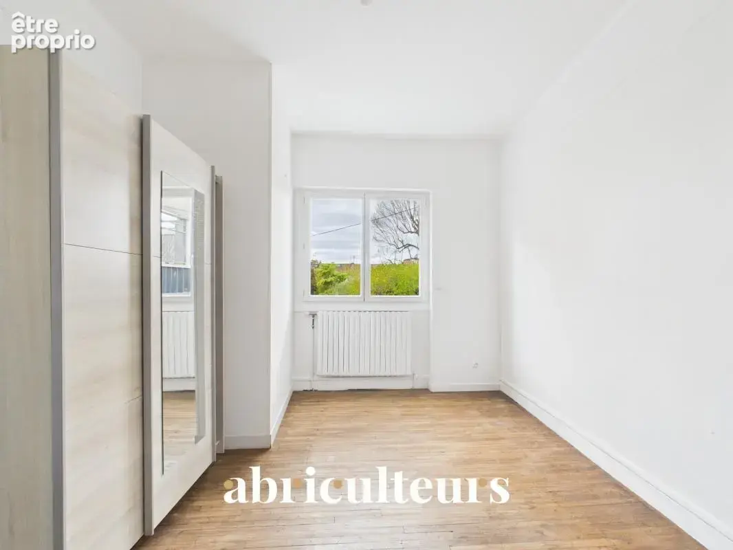 Maison de ville avec garage en vente à Angoulême, Quartier Victor-Hugo (16000) - photo 8