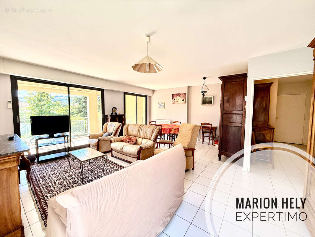Appartement à NYONS
