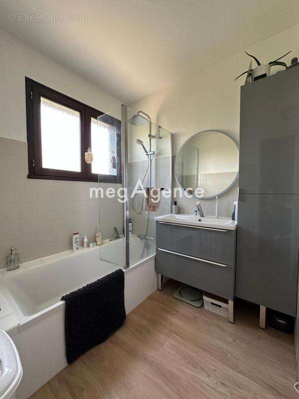 Maison à AVAILLES-EN-CHATELLERAULT