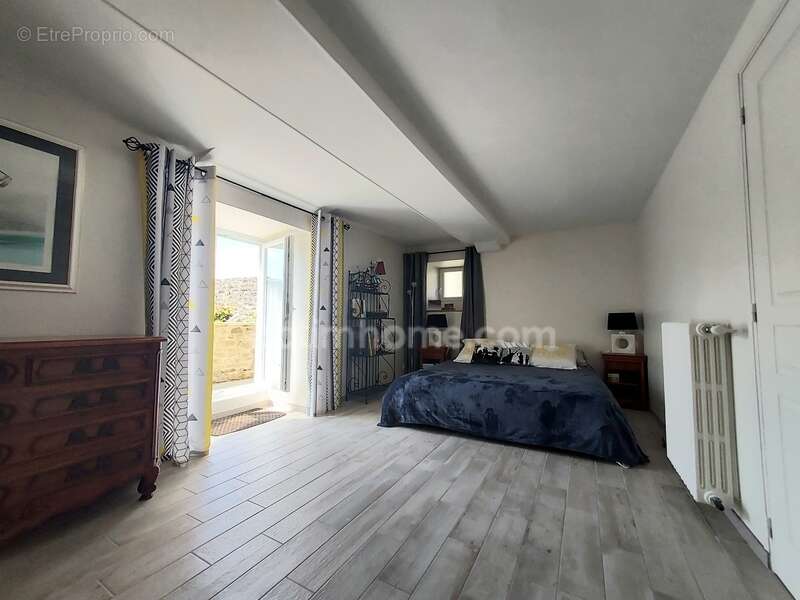 Maison à MARCILLE-LA-VILLE