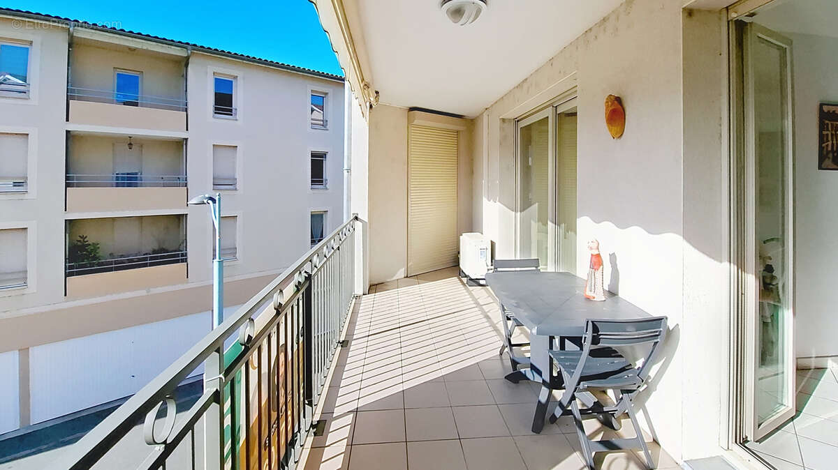 Appartement à SAINT-ROMAIN-EN-GAL