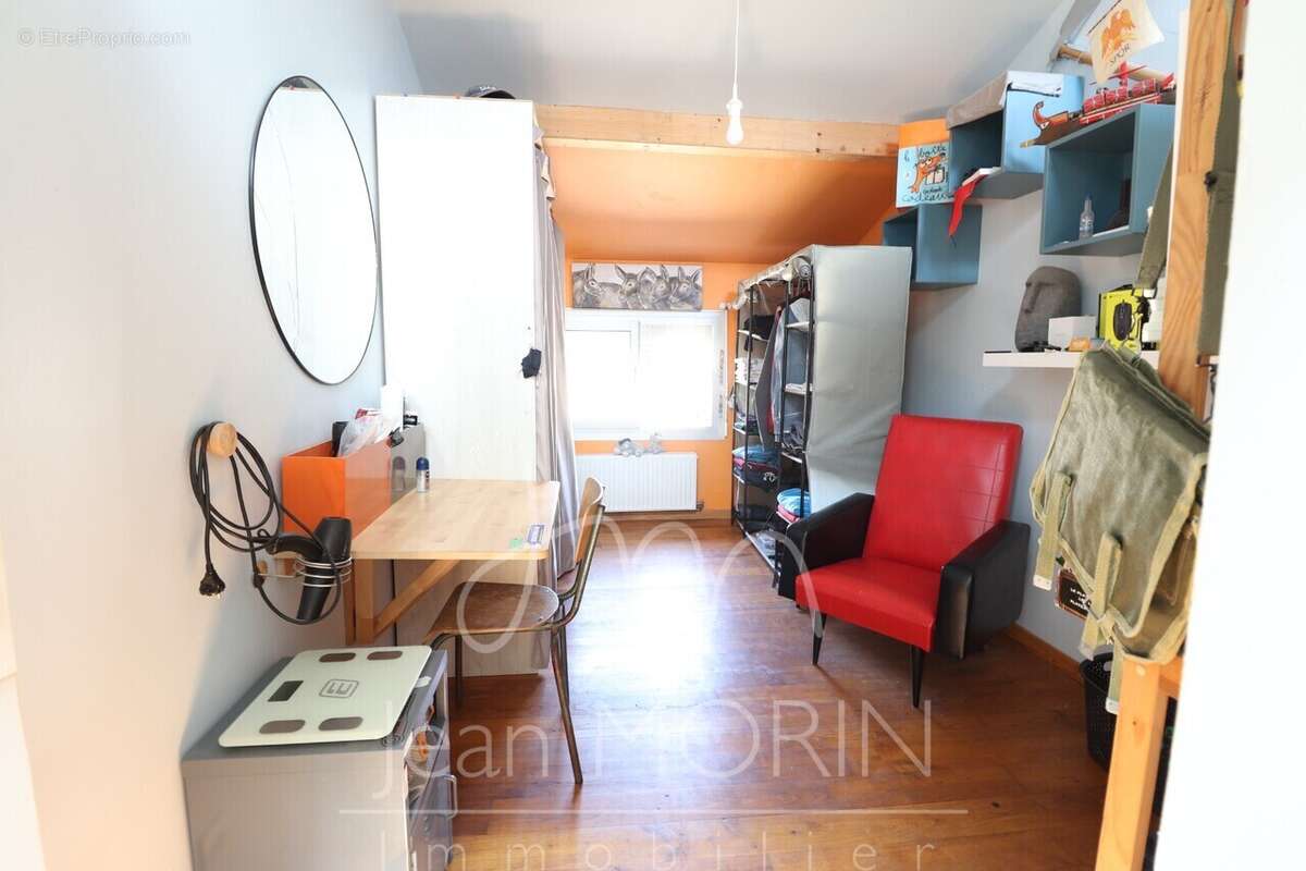 Maison à LIVRON-SUR-DROME