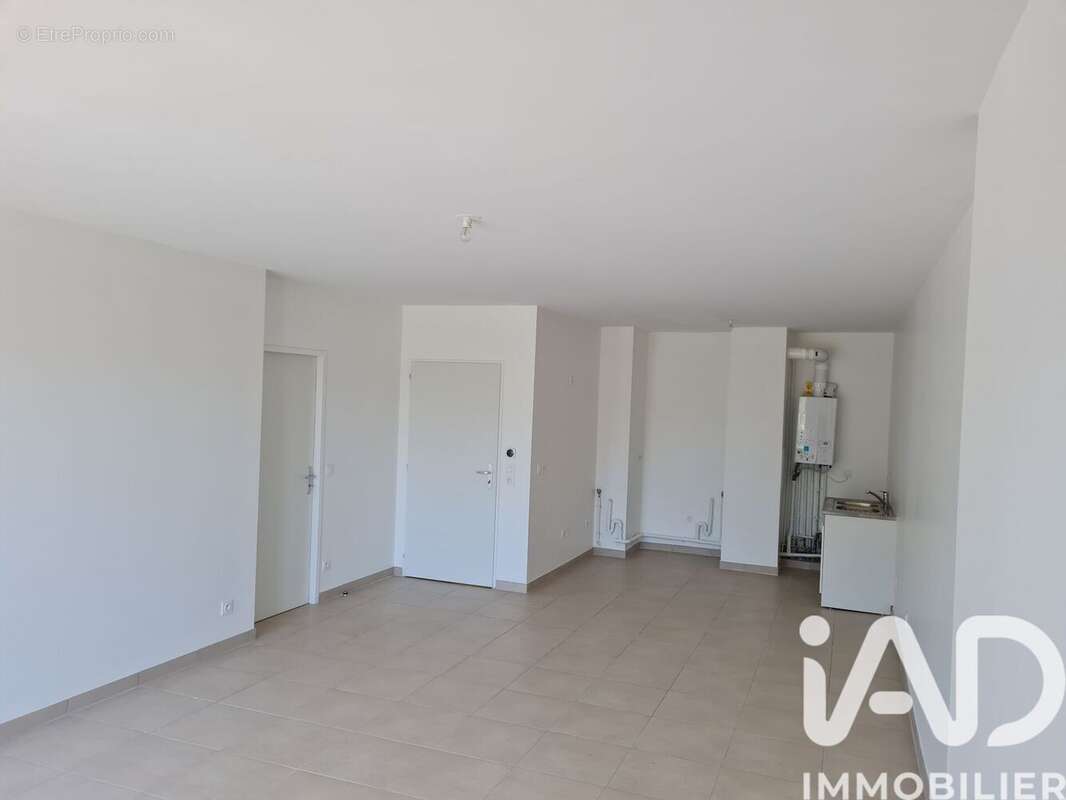 Photo 6 - Appartement à SAINTE-GENEVIEVE-DES-BOIS