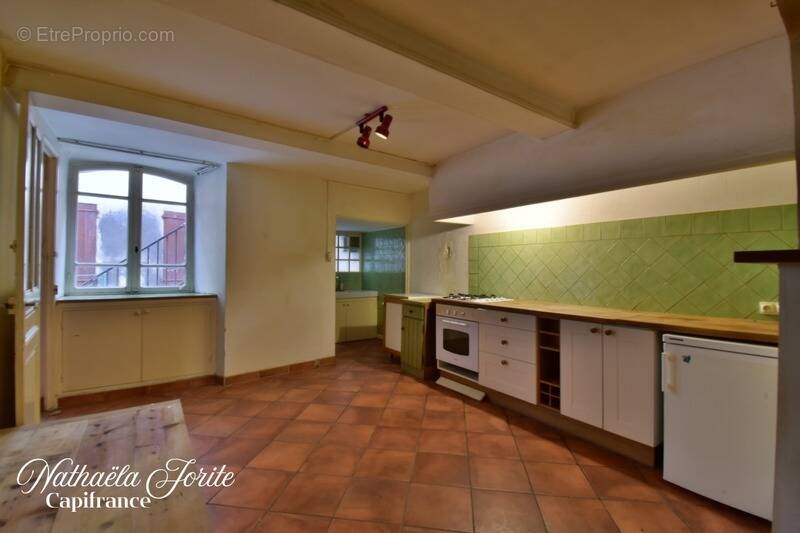 Appartement à LES MEES