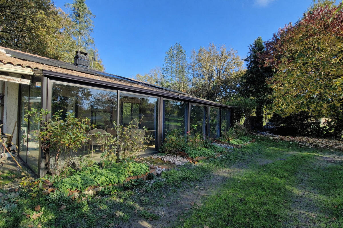 Maison à BAZAS