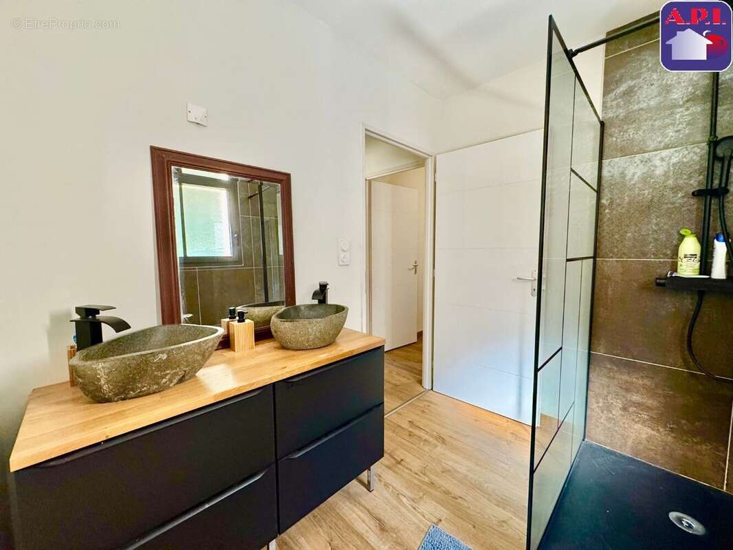 Maison à MERCUS-GARRABET