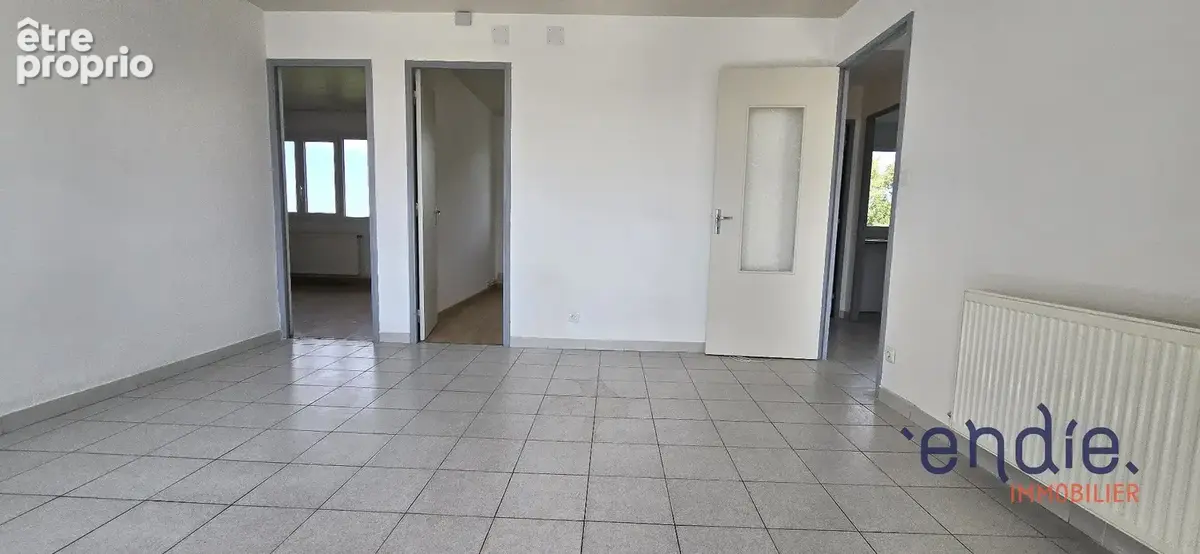 Appartement 3 pièces + bureau 63 m² Tarbes - photo 8