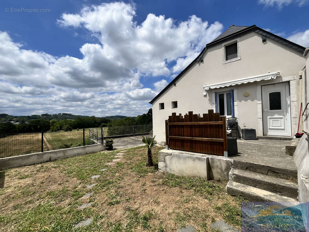 Maison à MONTAUT