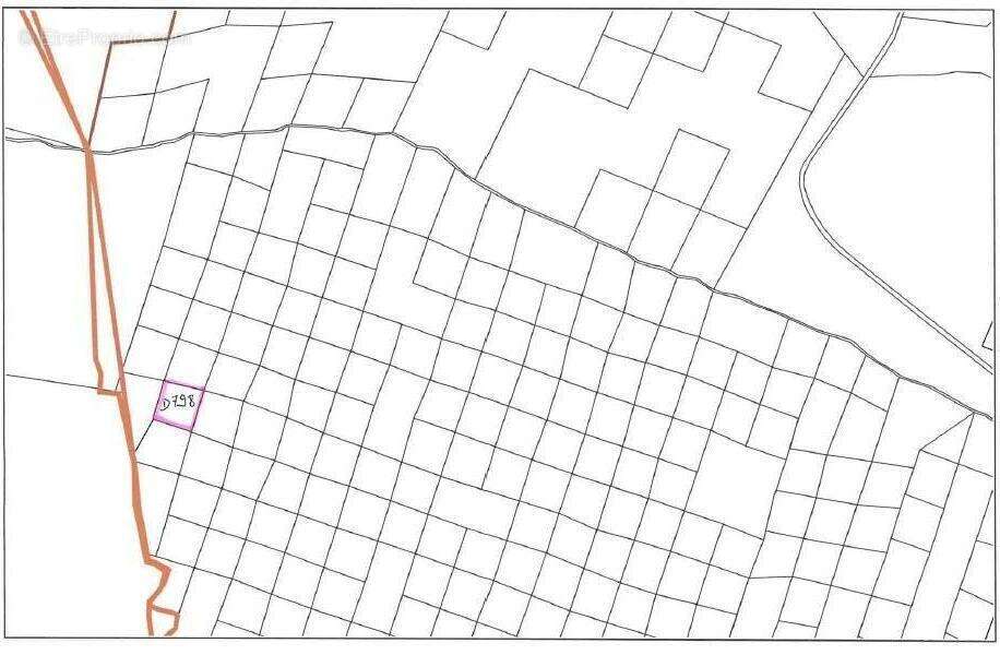   - Terrain à CHATEAUDOUBLE