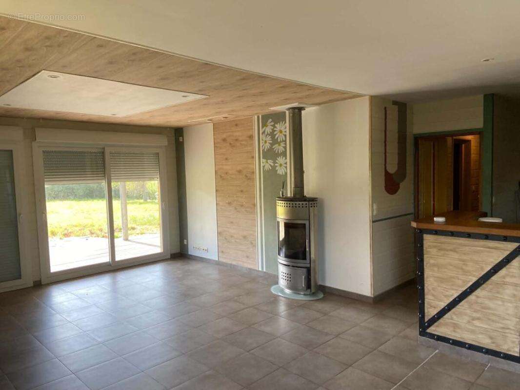 Maison 137 m² à Bermicourt  - photo 2