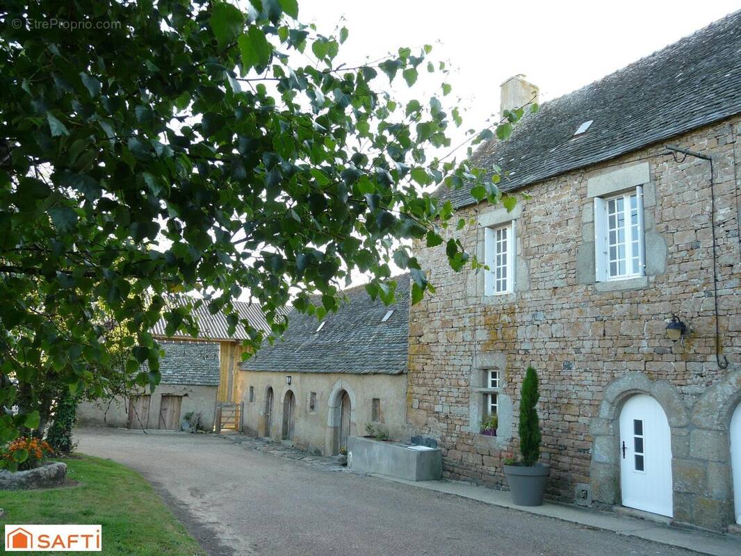 Photo 1 - Maison à PLOUGASNOU