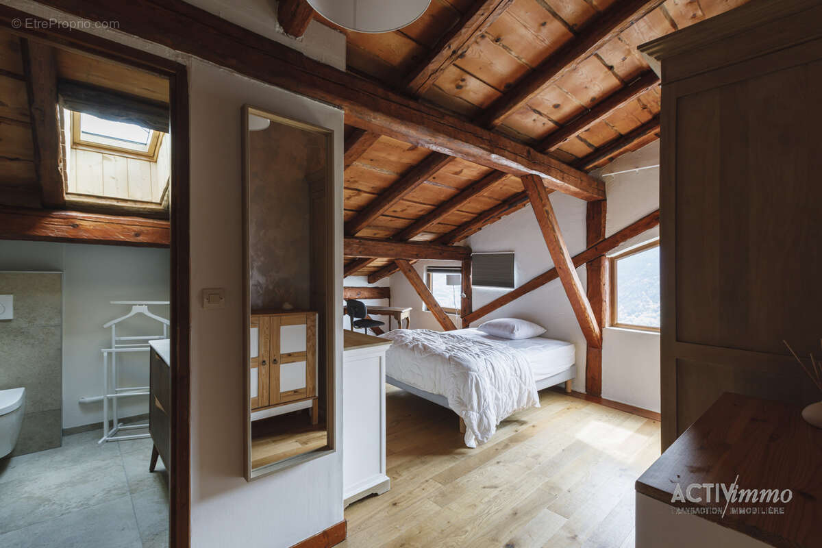 Maison à SAINT-JEAN-DE-BELLEVILLE