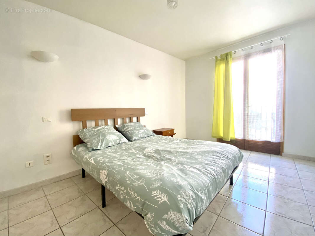 Appartement à MALAUCENE