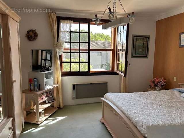 Maison avec jardin et garage - Trinquetaille - photo 7