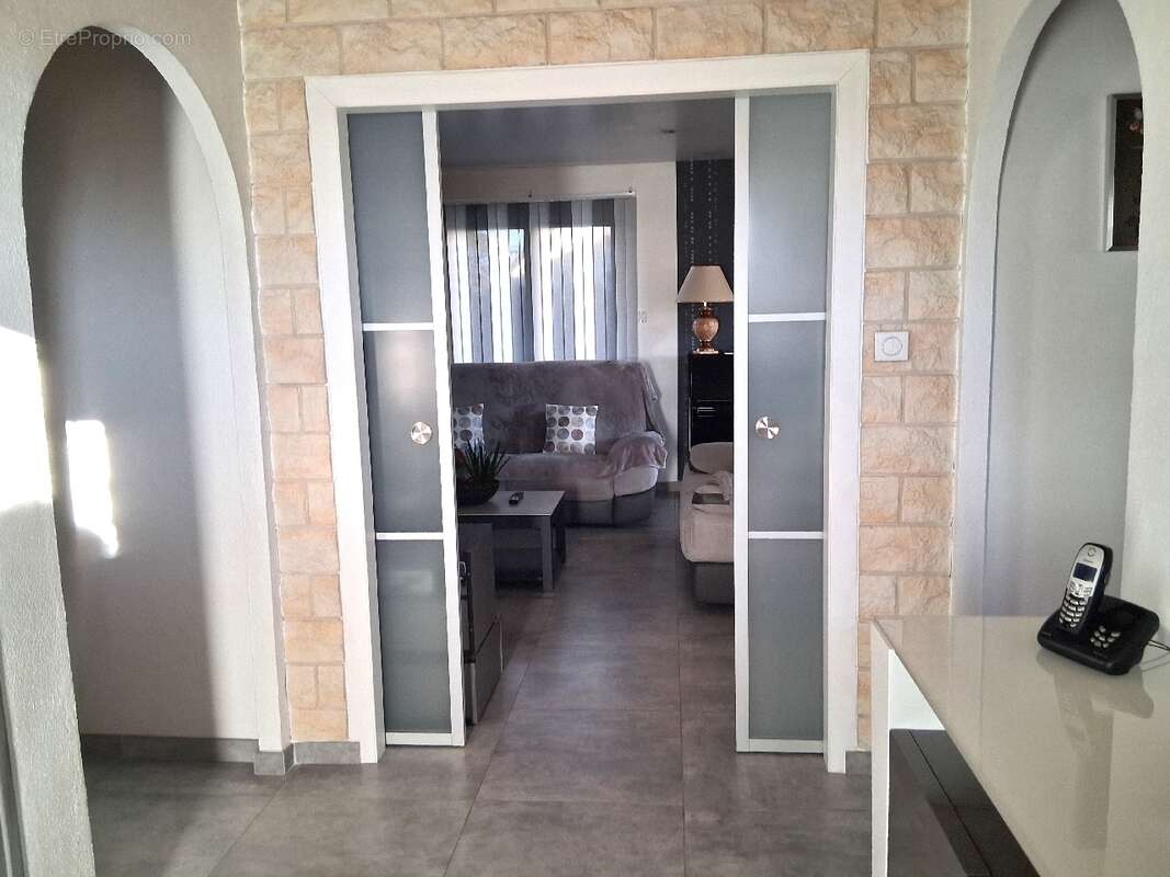 Maison à VIEUX-CHARMONT