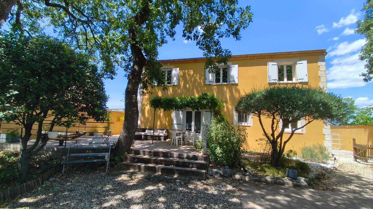 Maison 180 m² à Saint-Christol-Les-Ales  - photo 2