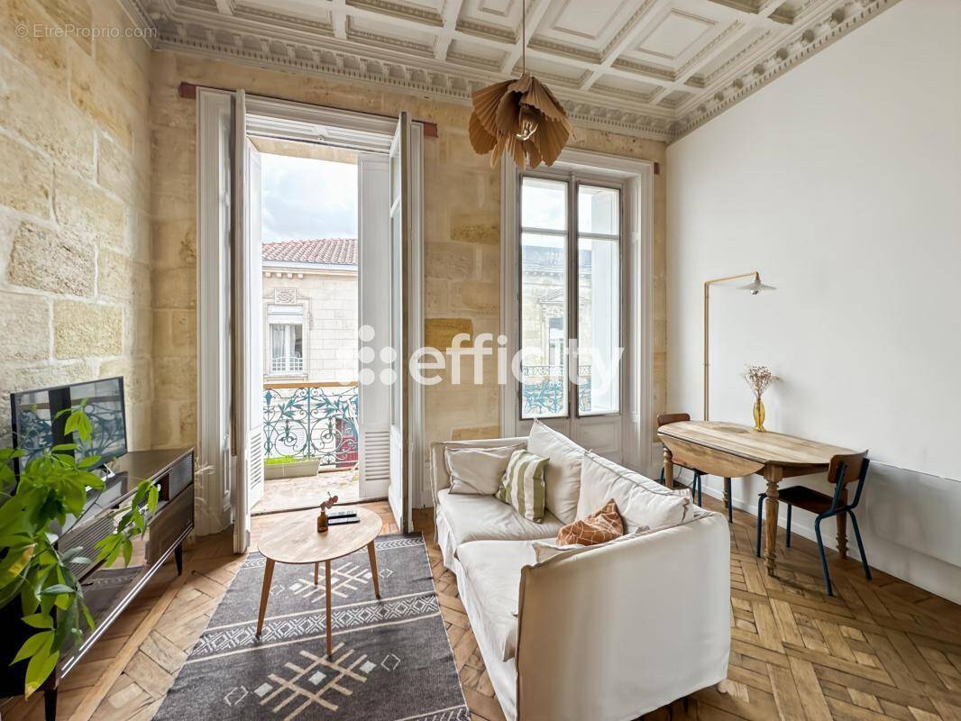 Appartement à BORDEAUX
