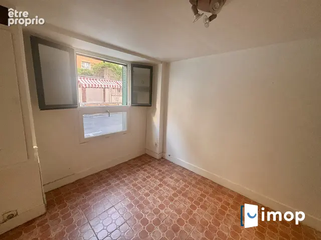 Studio à rénover rue du Ruisseau - photo 3