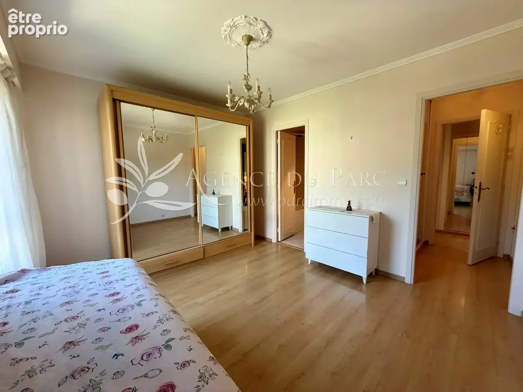 Superbe appartement 4 pièces avec vue mer à Villeneuve-Loubet - photo 13