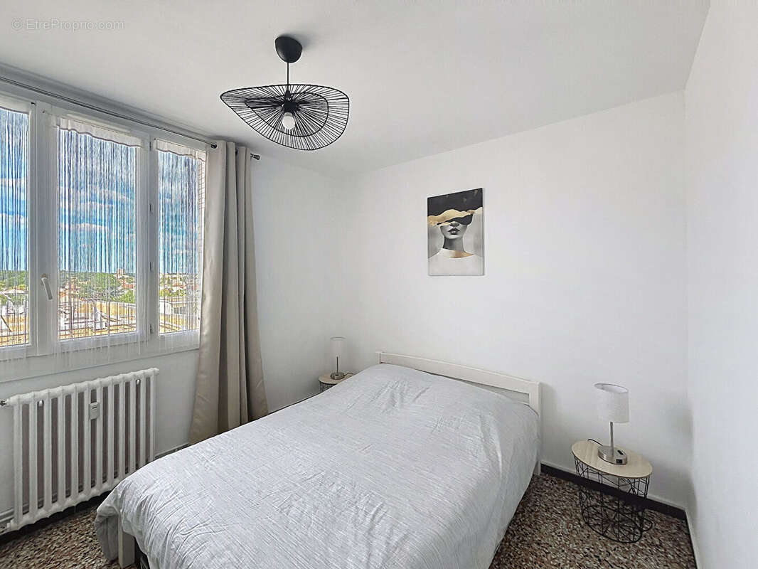 Appartement Nimes 4 pièce(s) 65 m2 - photo 5