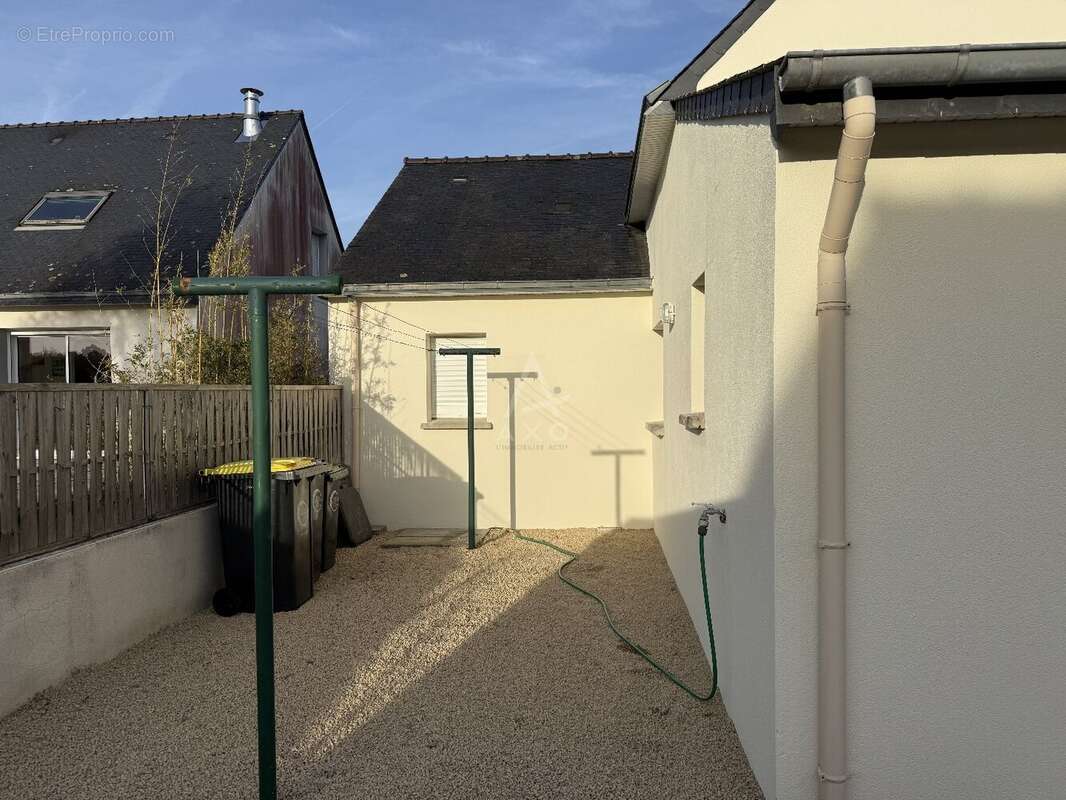 Maison à LOCOAL-MENDON
