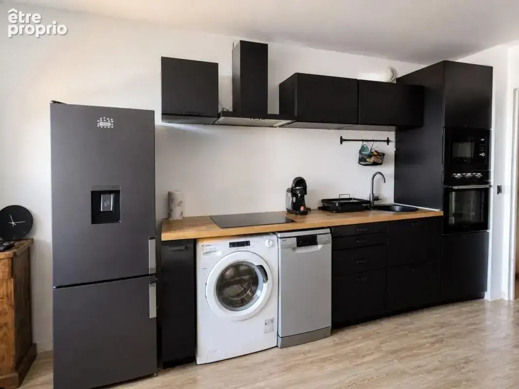 Appartement T2 de 37 m² à Six-Fours-les-Plages - photo 11