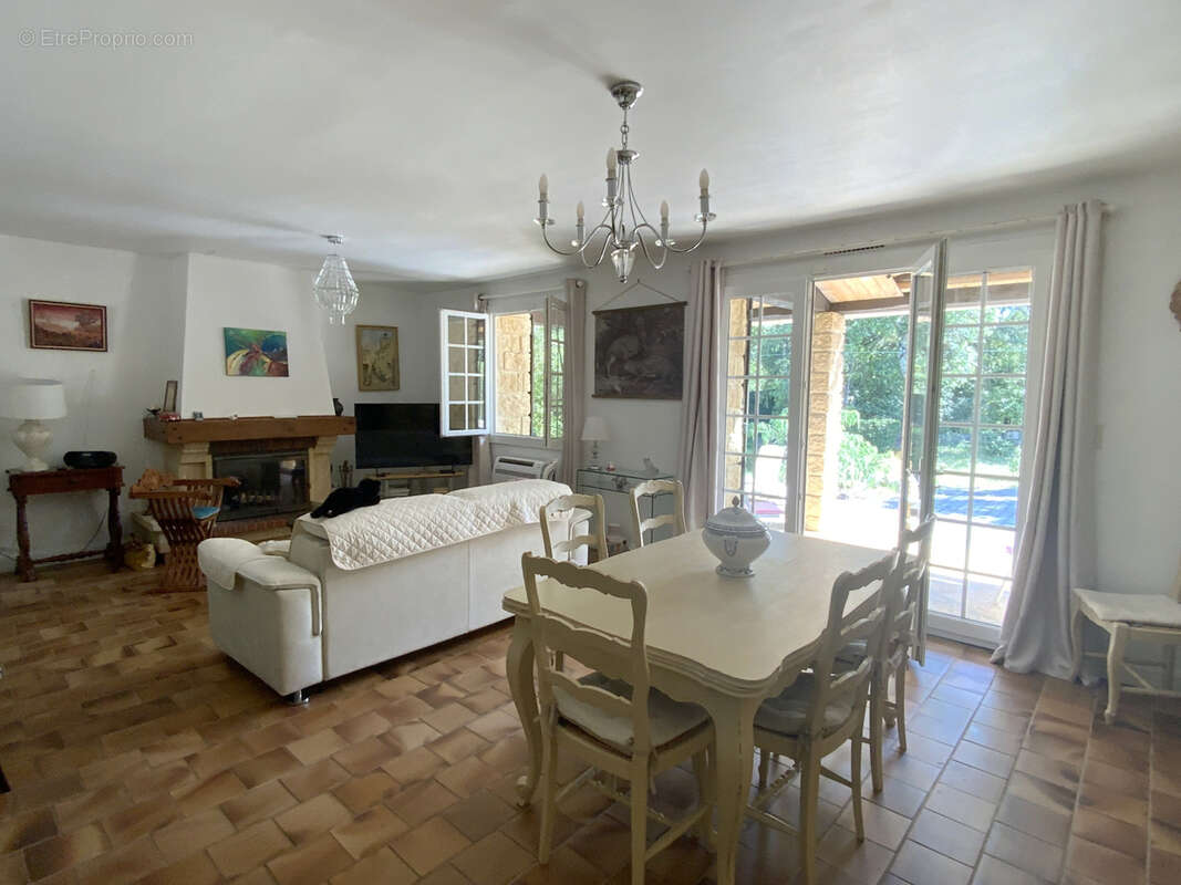 Maison à UZES