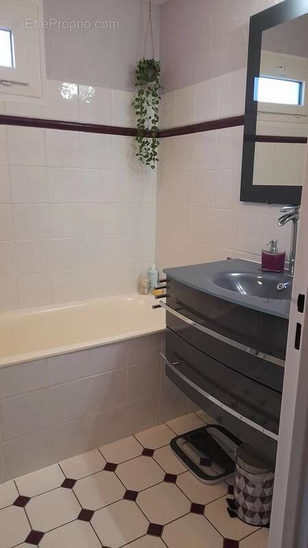 Appartement à CHENNEVIERES-SUR-MARNE