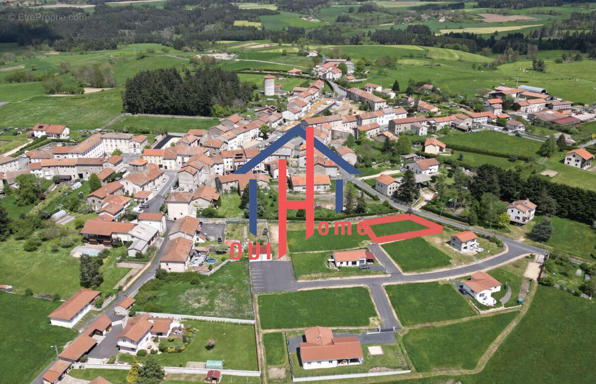 Maison à SAINT-PIERRE-DU-CHAMP