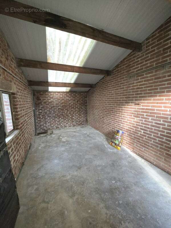 Maison à AULNOYE-AYMERIES