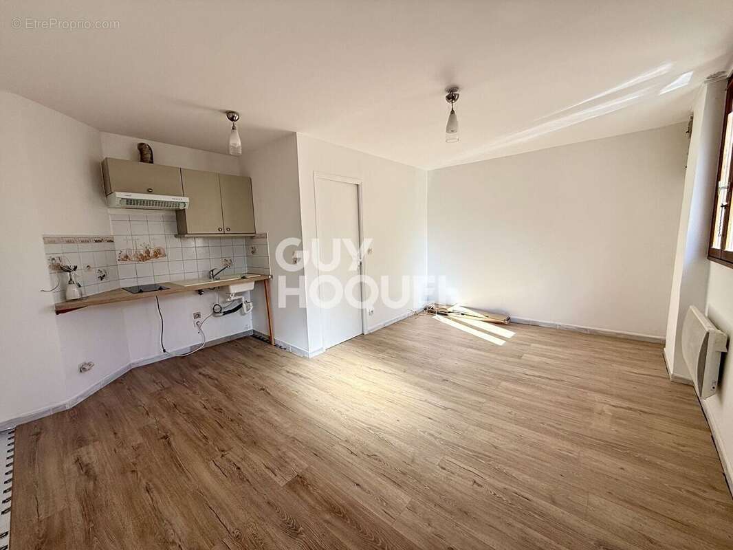 Appartement à EPONE