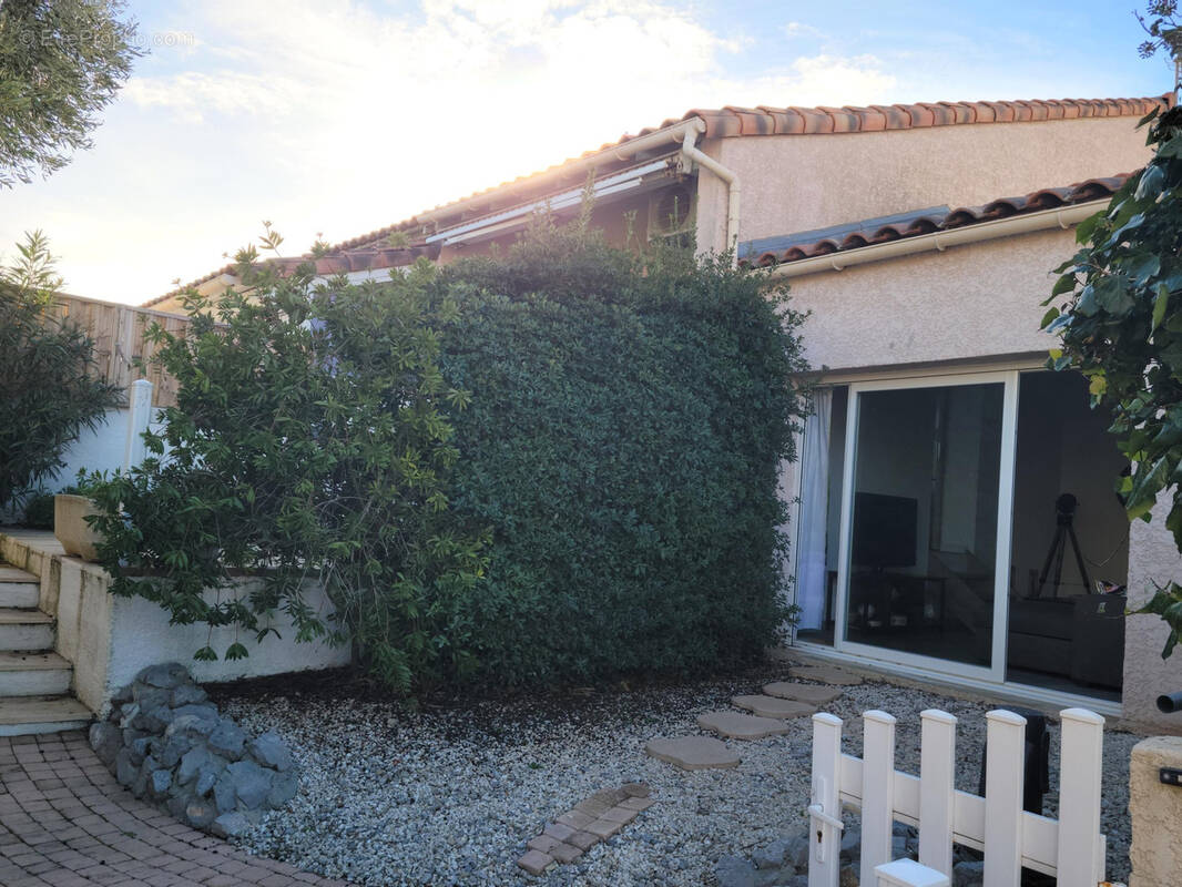 Maison à FLEURY
