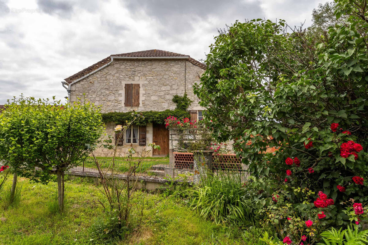 Maison à PERVILLE