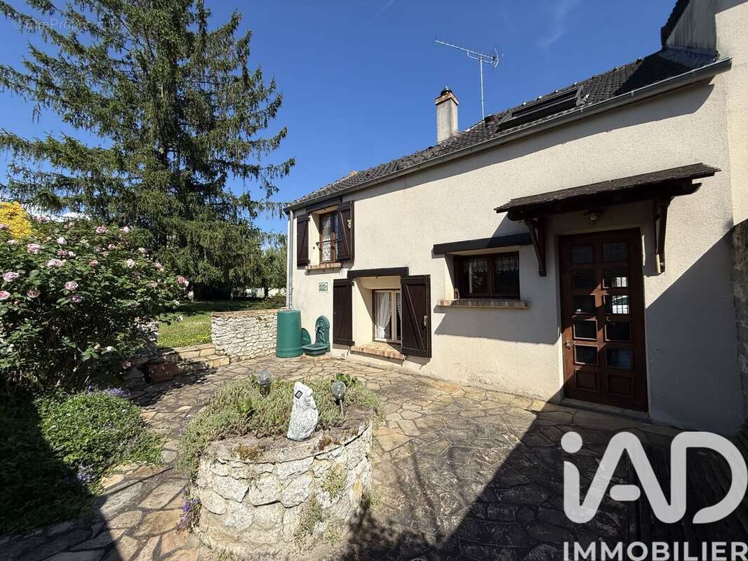 Photo 2 - Maison à VOISENON
