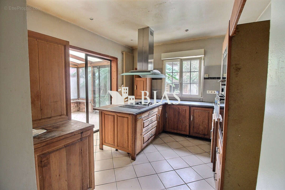 Cuisine T4 - Appartement à CAUDEBEC-LES-ELBEUF