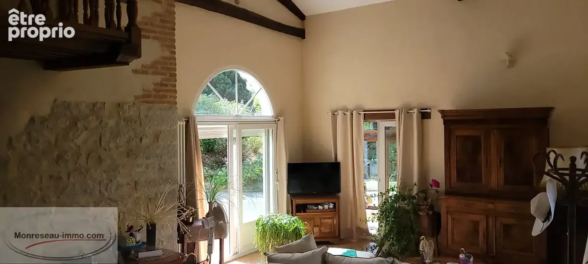 Ferme bressane rénovée avec goût au pied du Revermont - photo 10