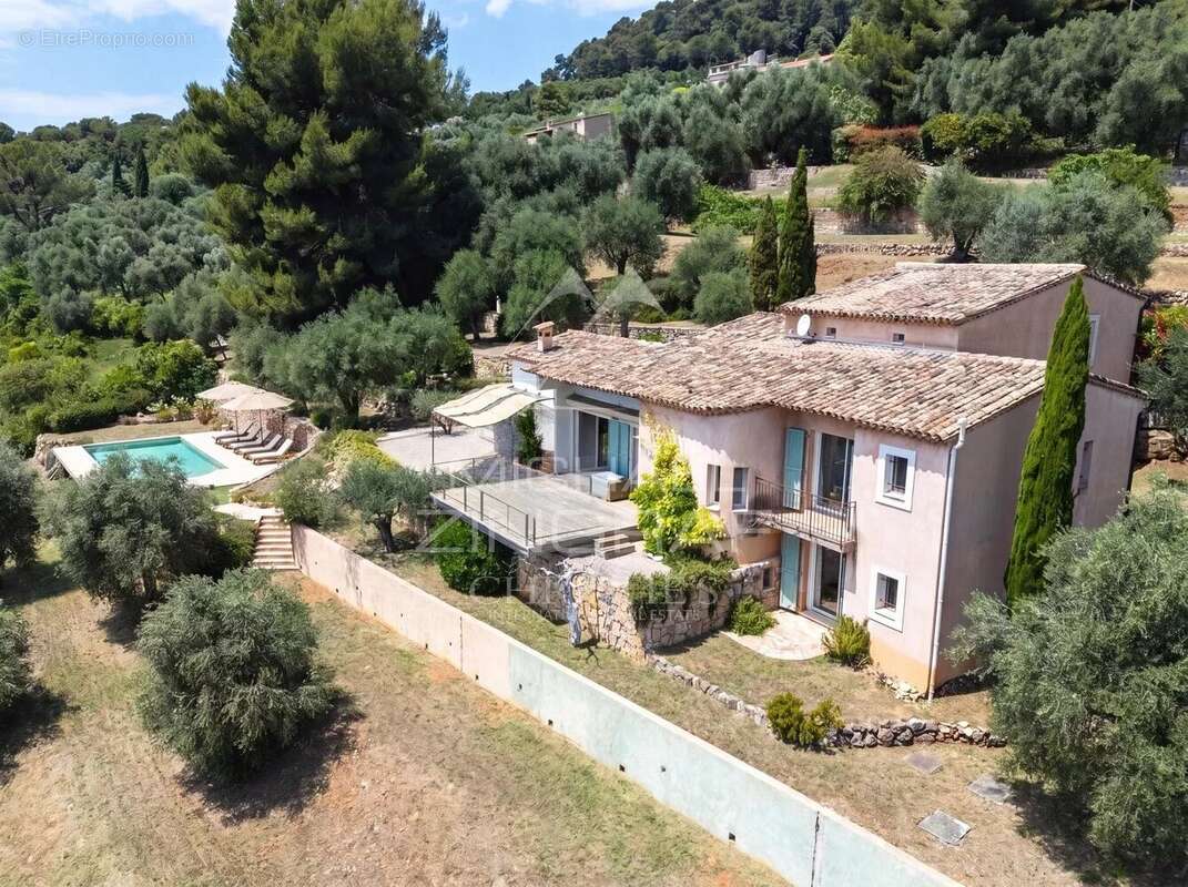 Maison à GRASSE