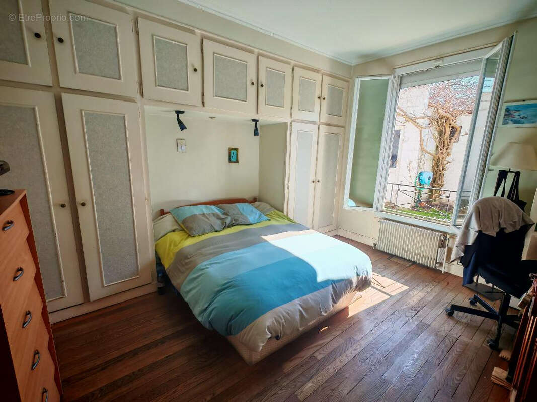 Maison à SARTROUVILLE