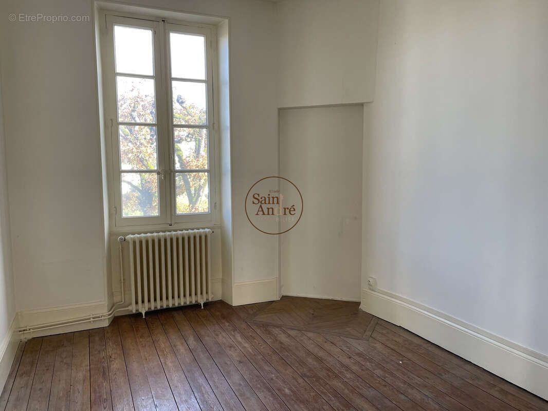 Maison 120 m² à Angouleme  - photo 4