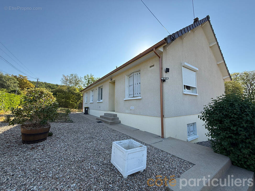 Maison à SAINT-AMAND-MONTROND