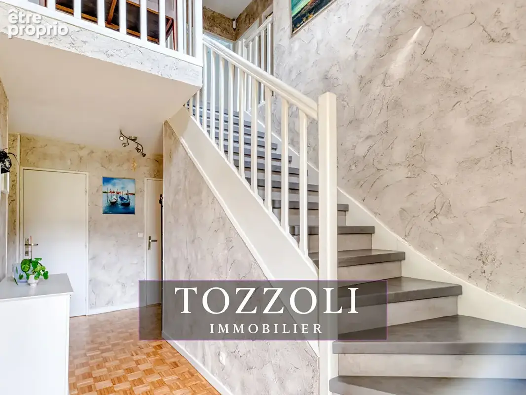 Maison Villefontaine 6 pièce(s) 170.11 m2 - photo 8