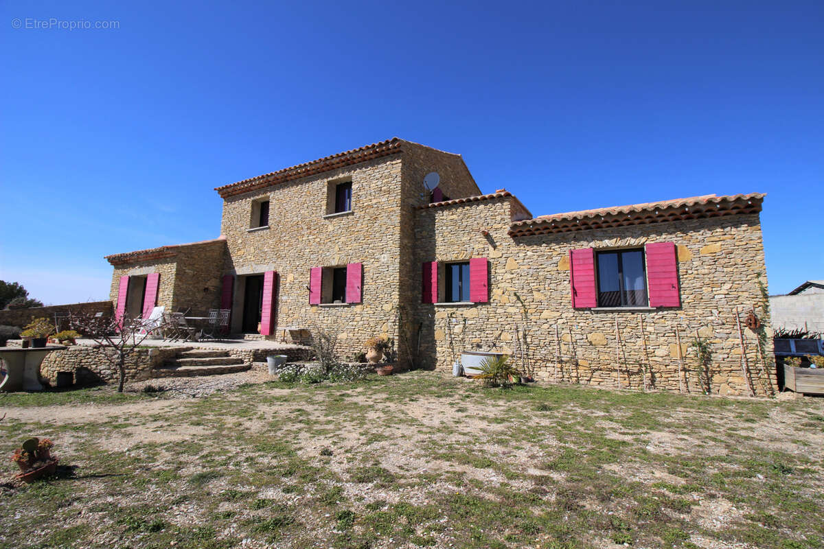 Maison à VAISON-LA-ROMAINE