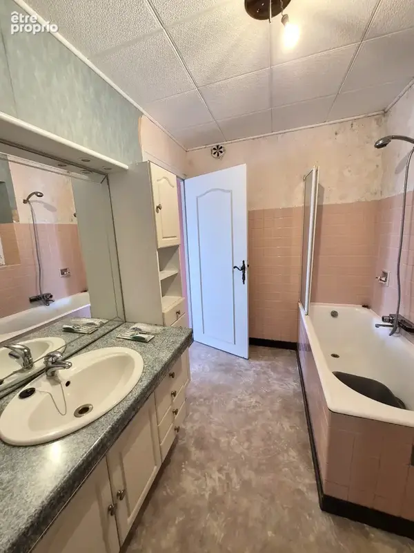 SIBIRIL   Maison traditionnelle sur terrain de 1 700 m2 - photo 9