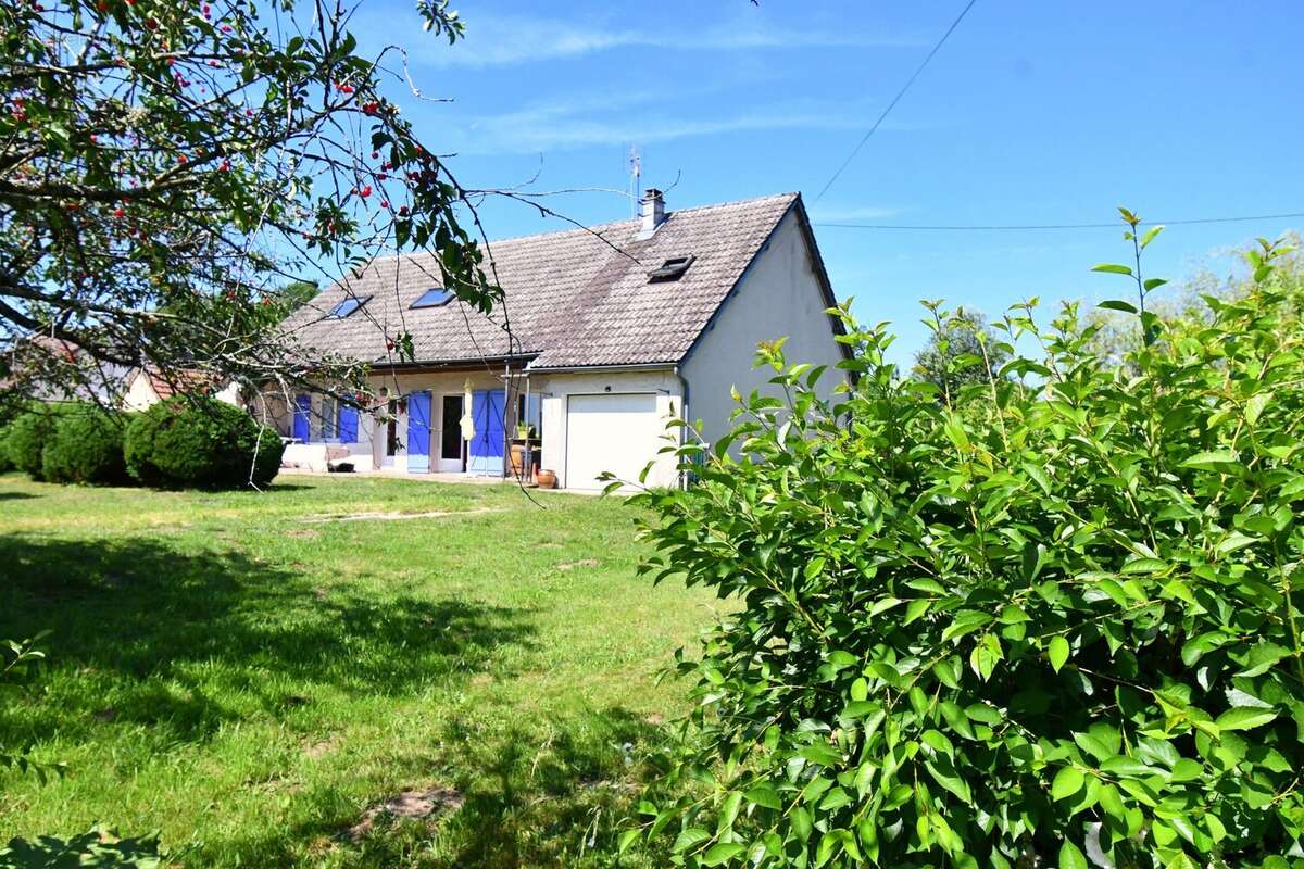 Maison à ALLIGNY-EN-MORVAN