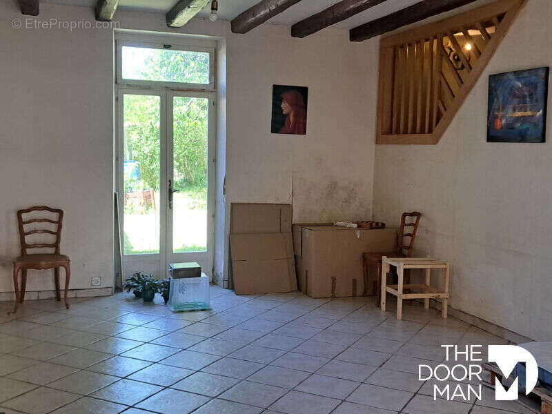 Maison à LAPAN