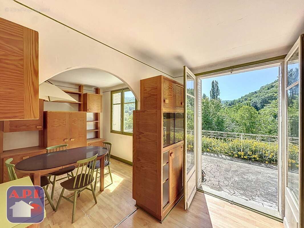 Maison 230 m² à Saint-Girons  - photo 4