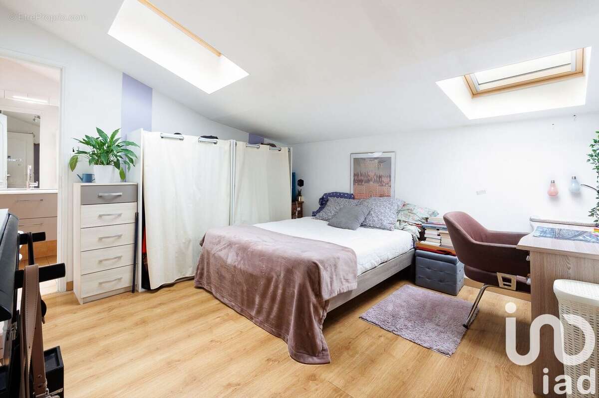 Photo 7 - Appartement à SAINT-GENIS-LES-OLLIERES