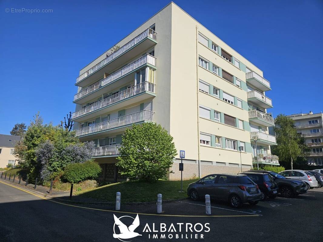 Appartement à HEROUVILLE-SAINT-CLAIR