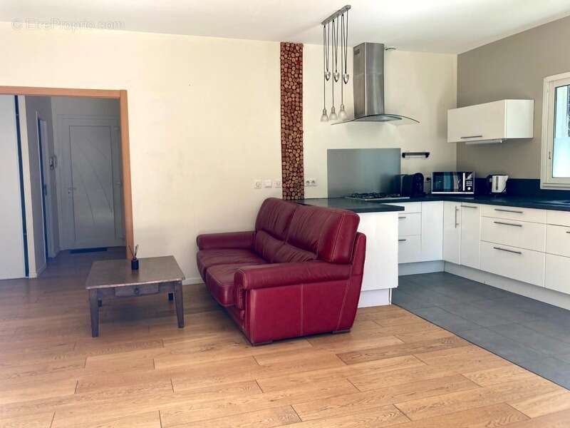 Maison 5 pièces à vendre avec STUDIO indépendant - En pleine nature (hors lotissement) VACQUIERES (34) - - photo 7