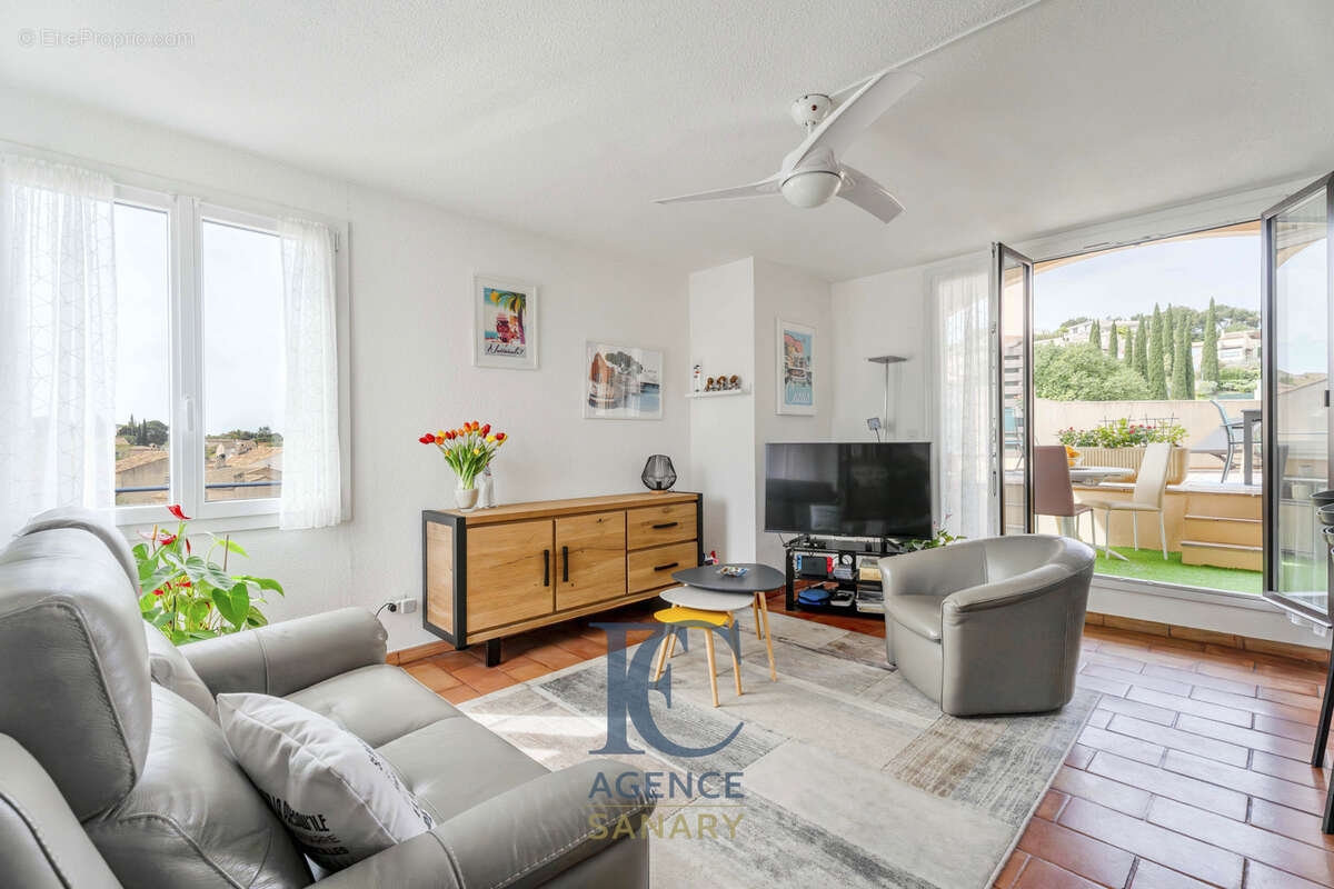 Appartement à CARQUEIRANNE